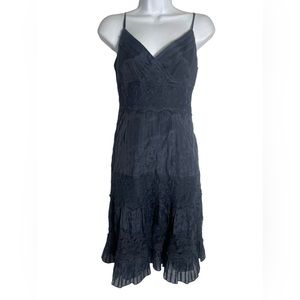 Ann Taylor dress size‎ 0 petite navy blue sleeveless dress with eyelet lace 💙💙